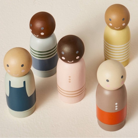 Hearth & Hand with Magnolia | Toy Pal People Figurine Set - 6pc - Picture 2 of 7